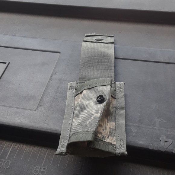 40MM Pouch - Picture 1 of 3